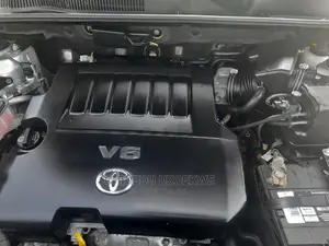 Toyota RAV4 2.5 Limited 2010 Silver