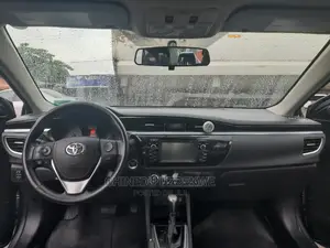Toyota Corolla 2015 Gray