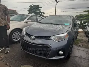 Toyota Corolla 2015 Gray