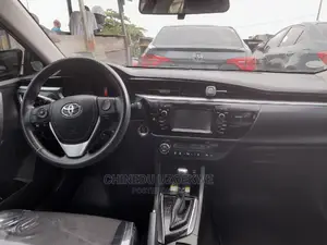 Toyota Corolla 2016 Black