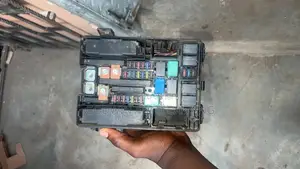 Engine Fuse Box 2018 Honda CR-V