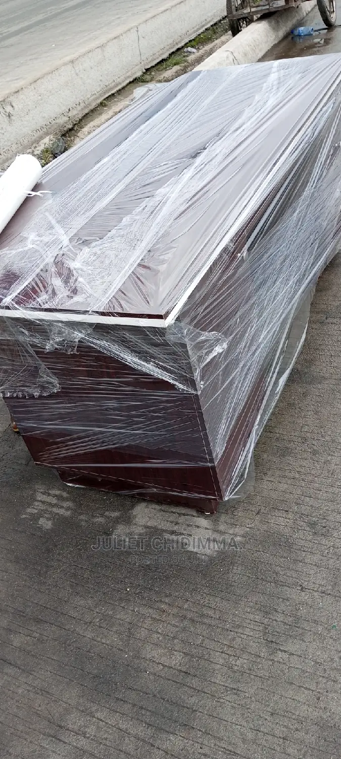 A 6ft Executive Office Table