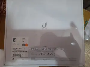 Ubiquiti: Wifi U6-pro Dual-band Access Point