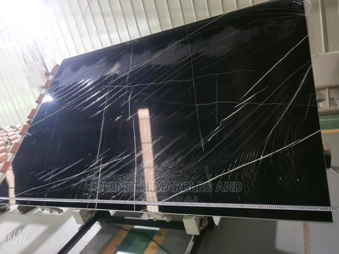 Italian Black Quartz Single Stripes