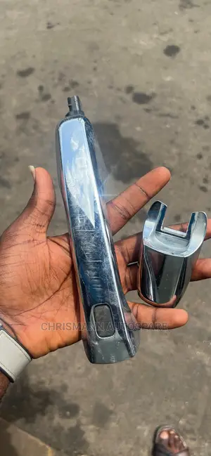 Door Handle Explorer 2012