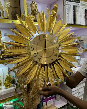 Leaf Shaped Wall Clock