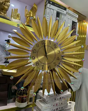 Leaf Shaped Wall Clock