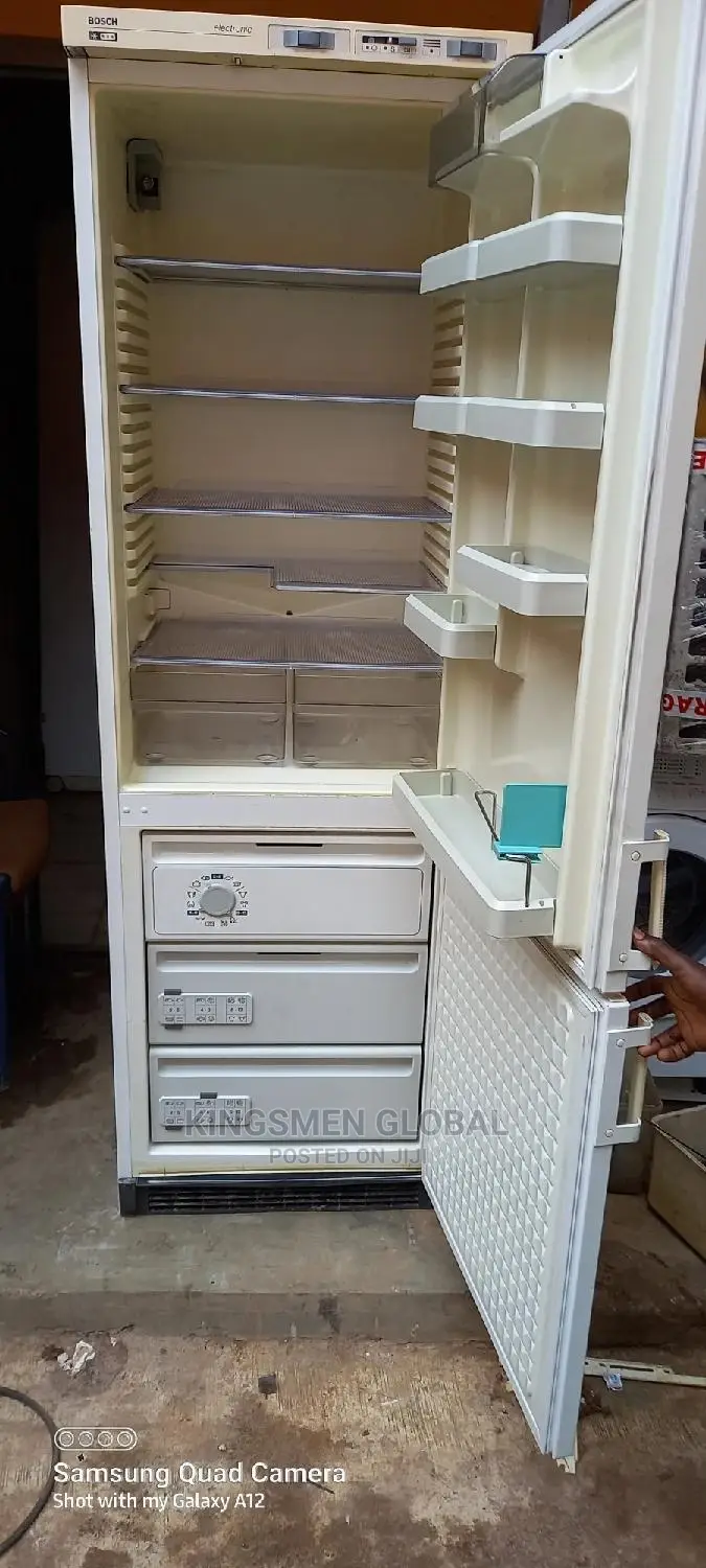 Strong and Reliable Bosch High Quality Fridge Freezer