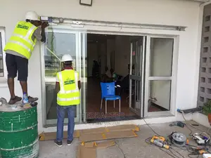 Garki 2 Automatic Sensor Frameless Glass Door