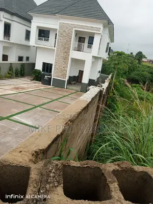 5bdrm Duplex in G.R.A, Enugu for sale