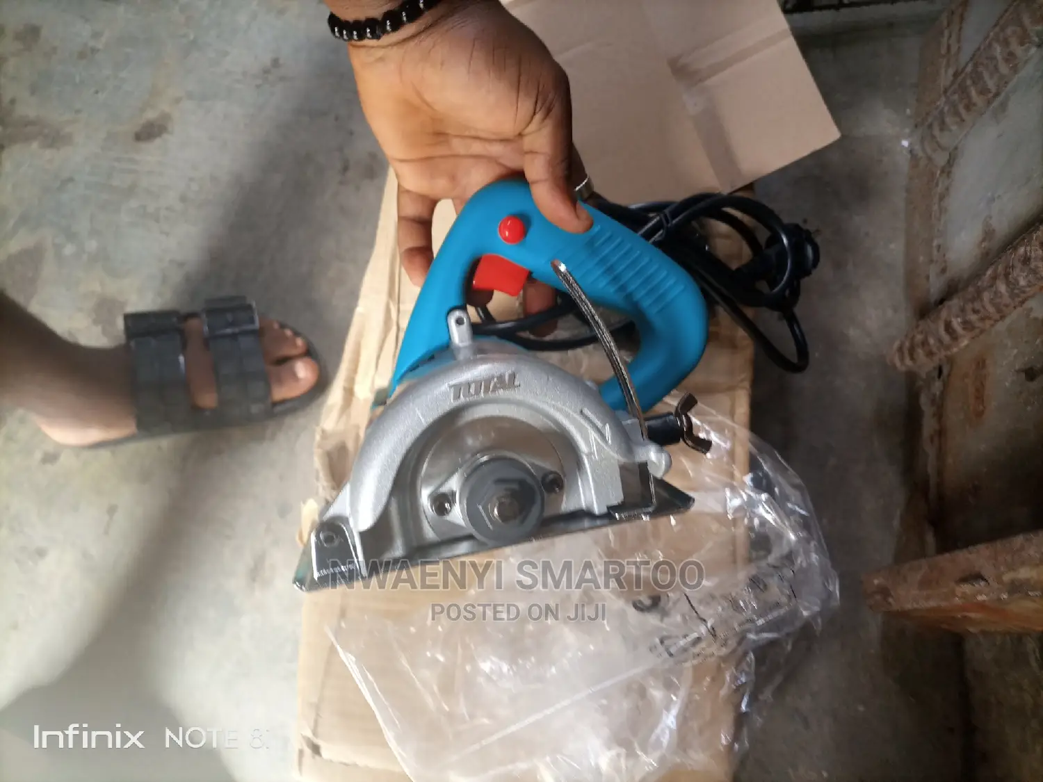 Electric Tiles Cutting Machine