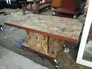 Modern Living Room Coffee Table/Center Table.