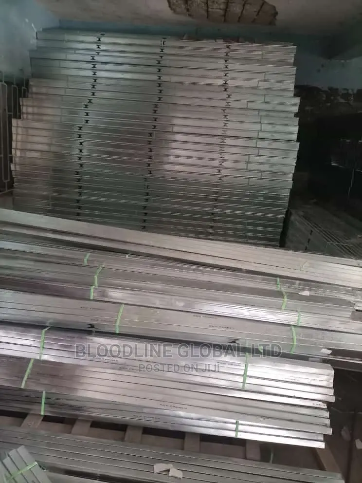 Stud 60mm 3m and 75mm 3m