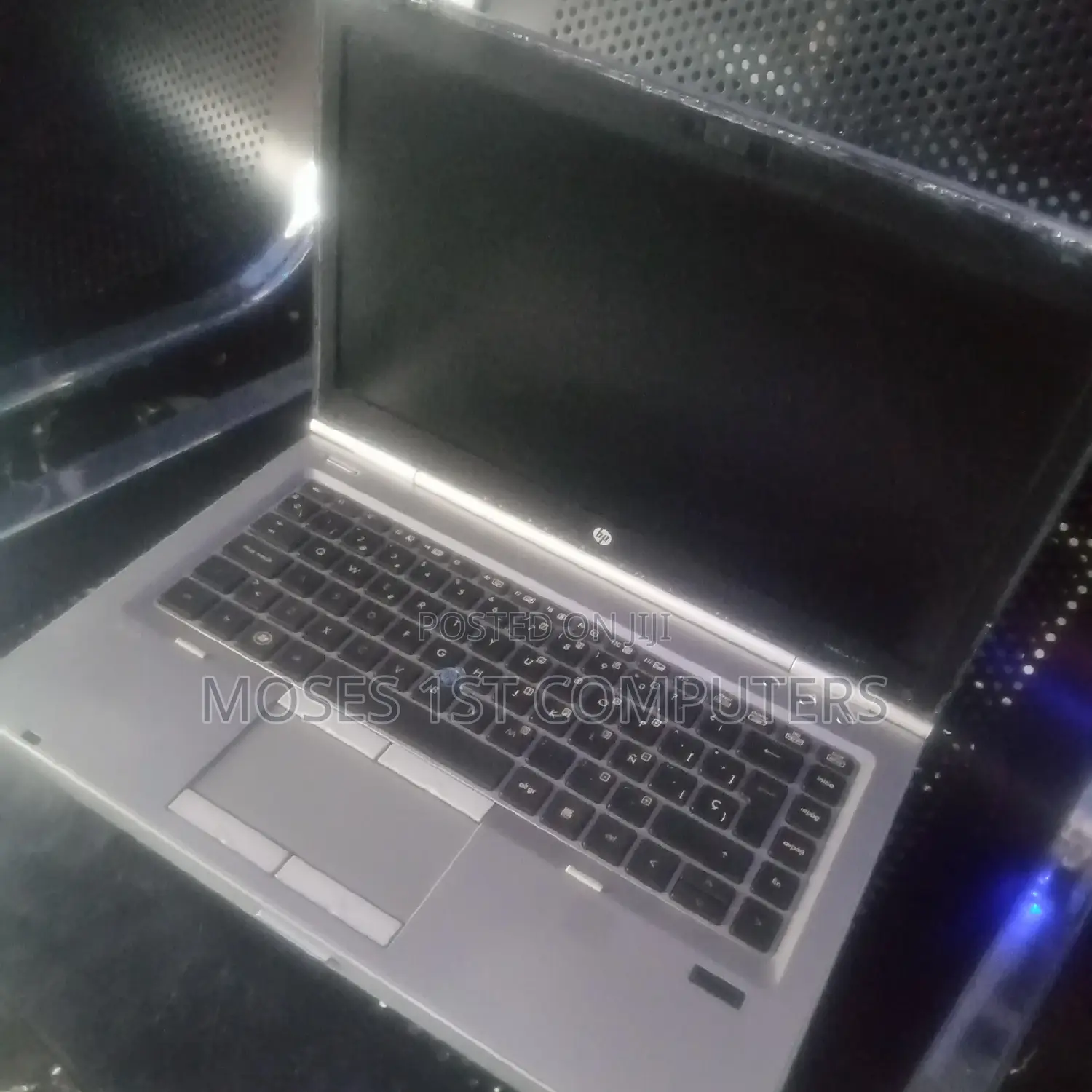 New Laptop HP EliteBook 8470P 8GB Intel Core I7 HDD 320GB