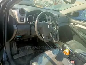 Pontiac Vibe 2.4 4WD 2009 Gray