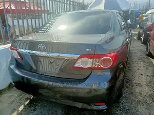 Toyota Corolla 2013 Gray