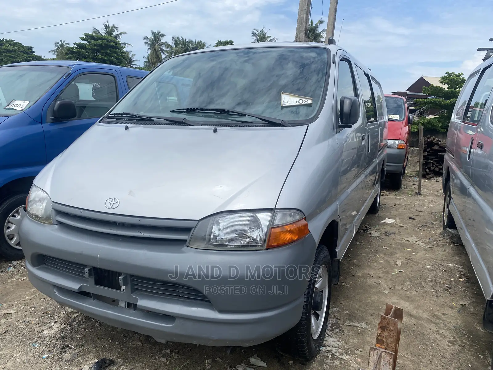 Toyota HiAce 2003 Silver