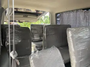 Toyota HiAce 2011 Black