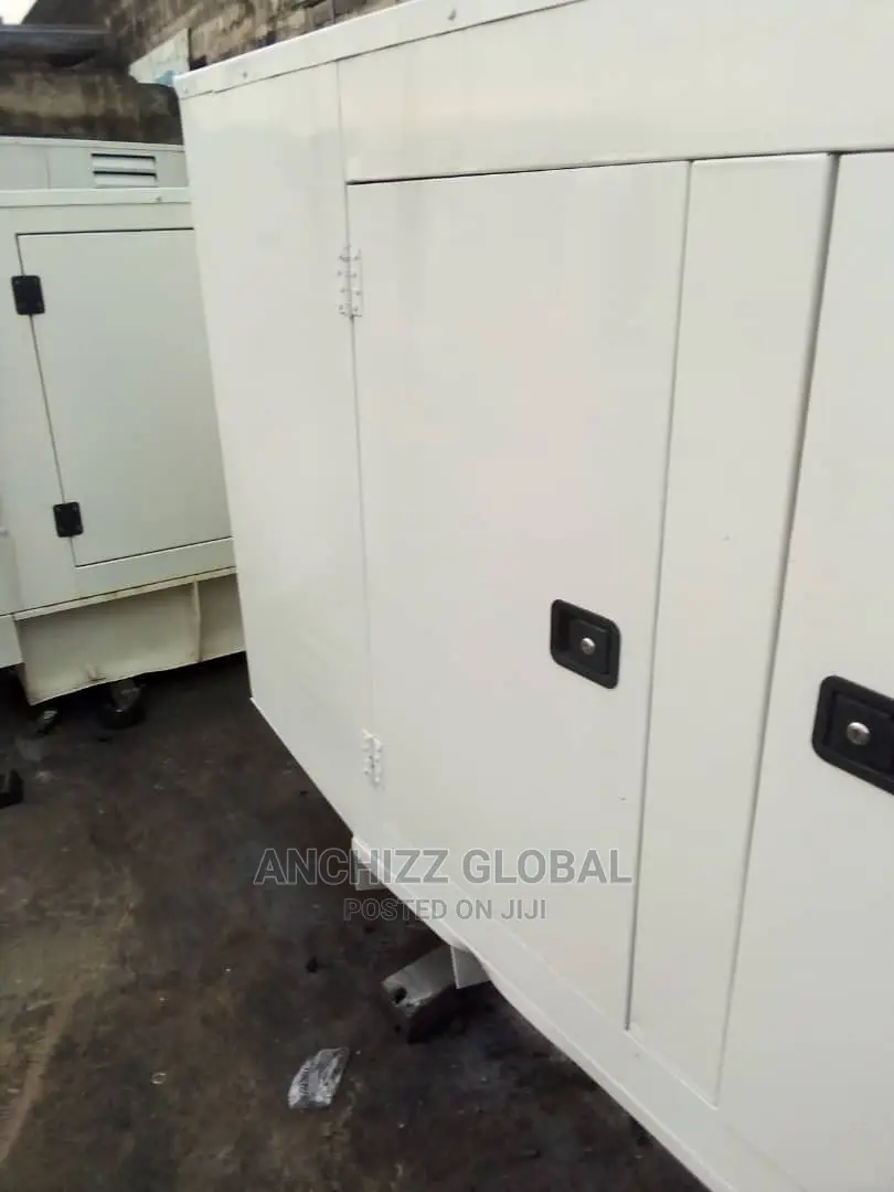 150kva Soundproof Perkins Generator With Stamford Slternator