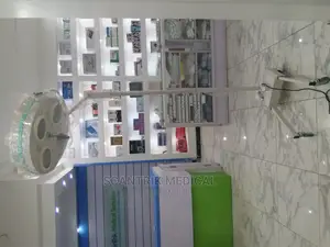 Movable Strong Hospital Operating Lamp