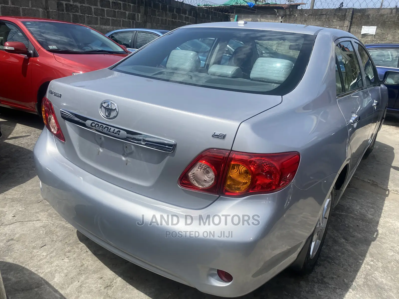 Toyota Corolla 2011 Silver