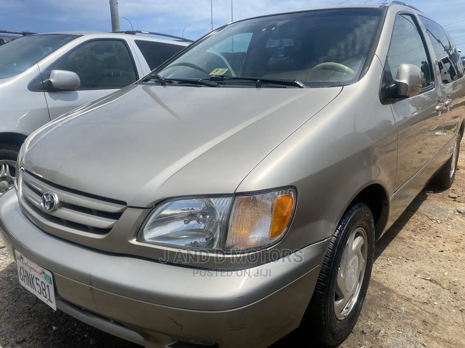 Toyota Sienna 2003 Gold