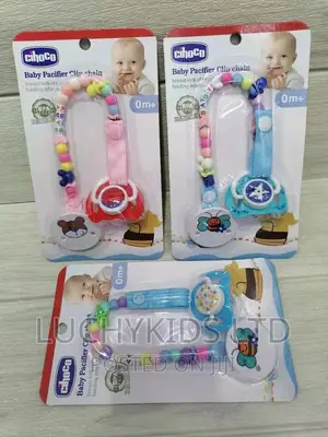 Baby Pacifier Wit Chain