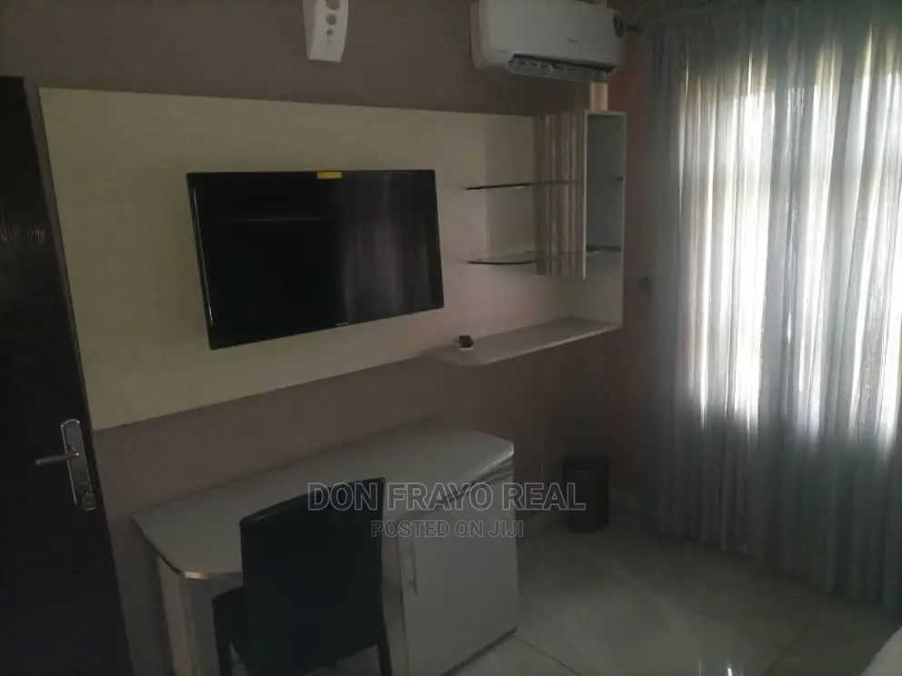 4 Beds Shortlet at Jericho GRA