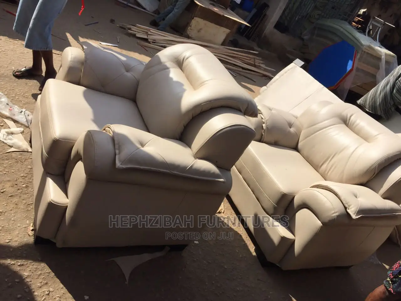 7 Seaters Cream Leather Sofa
