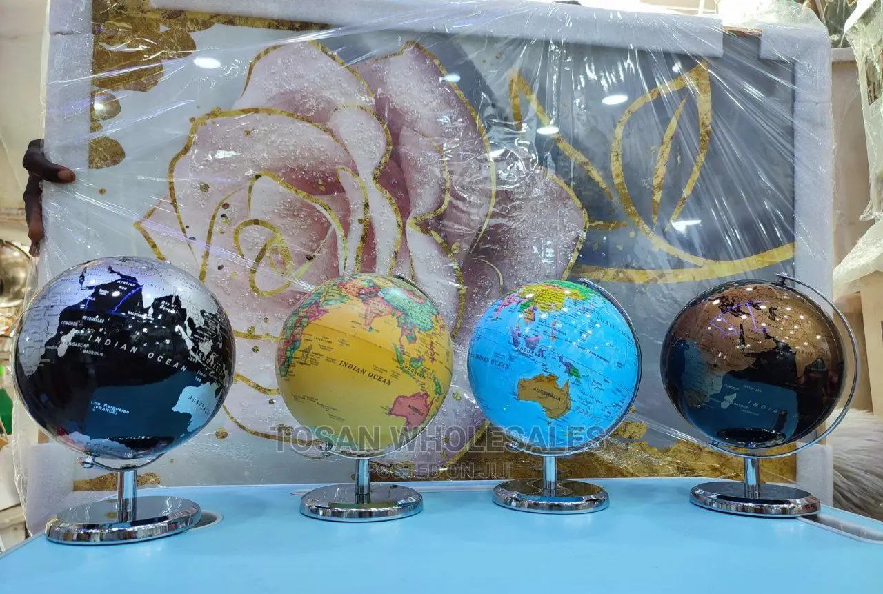 World Globe Deco