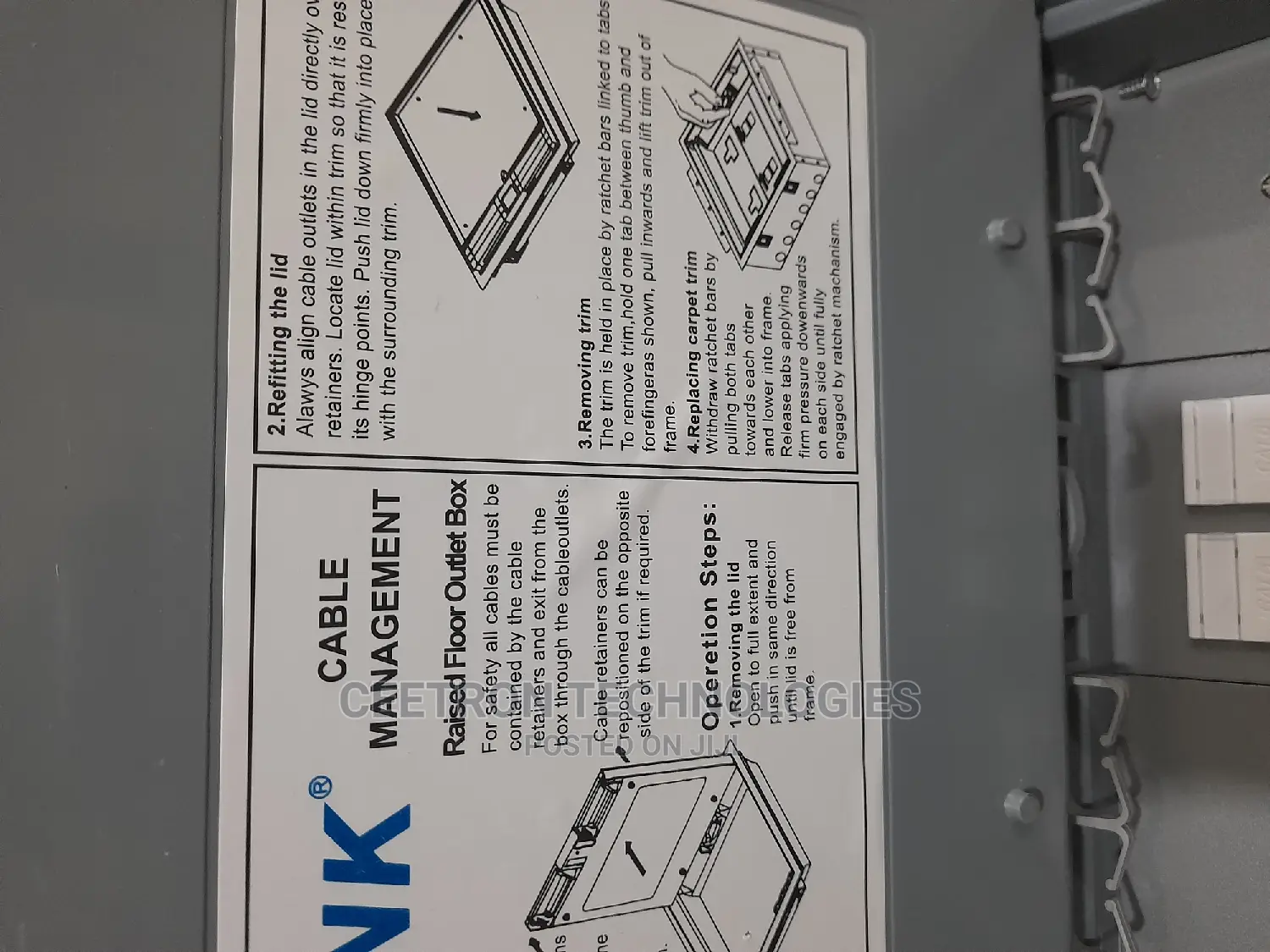 Zink Floor Box