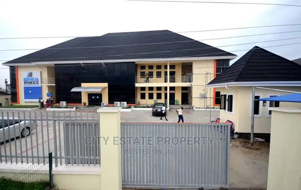 Corporate Office Complex for Lease