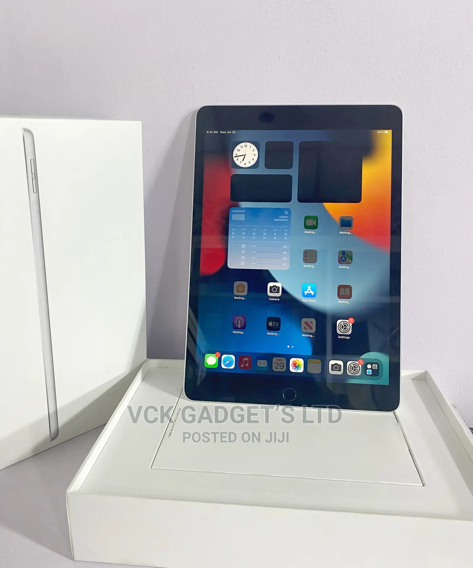 New Apple iPad 10.2 (2021) 64 GB Gray