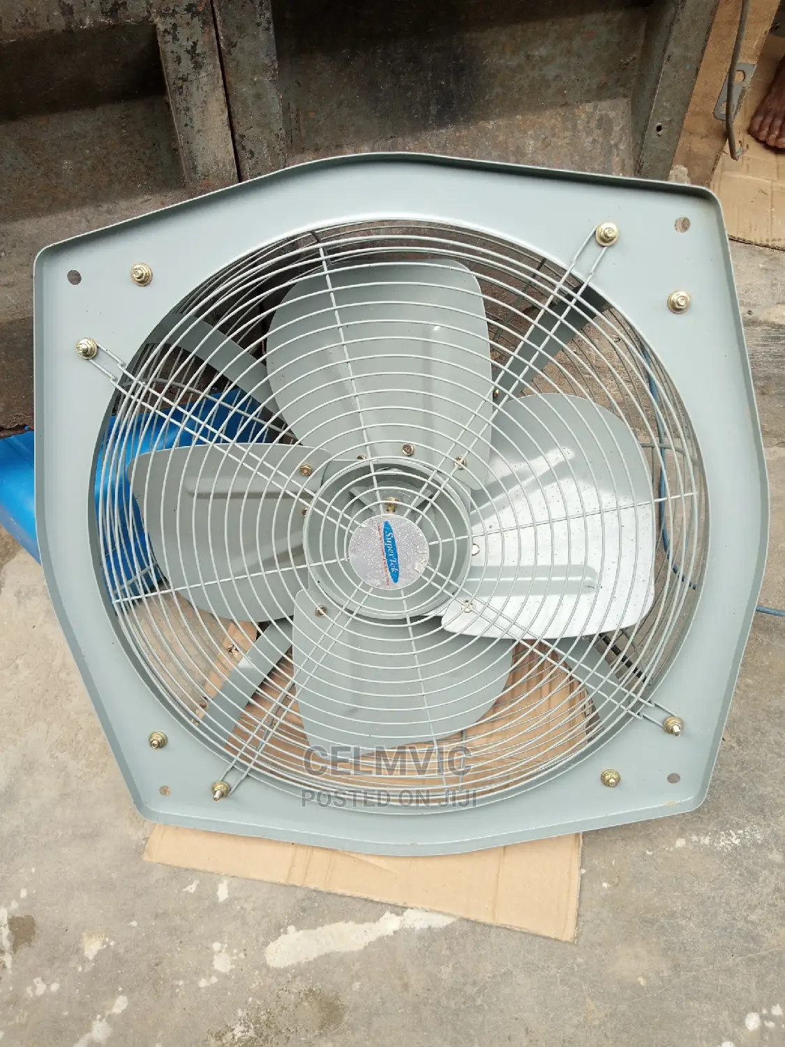 Extractor Fan for Warehouse 12”