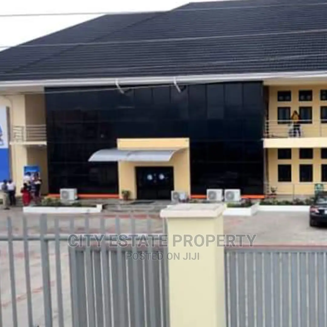 Corporate Office Complex for Lease