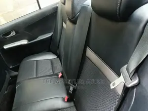 Toyota Camry 2012 Silver