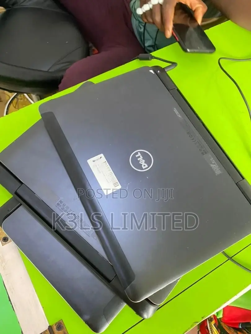 Laptop Dell Latitude 13 7350 4GB Intel Core M SSD 128GB