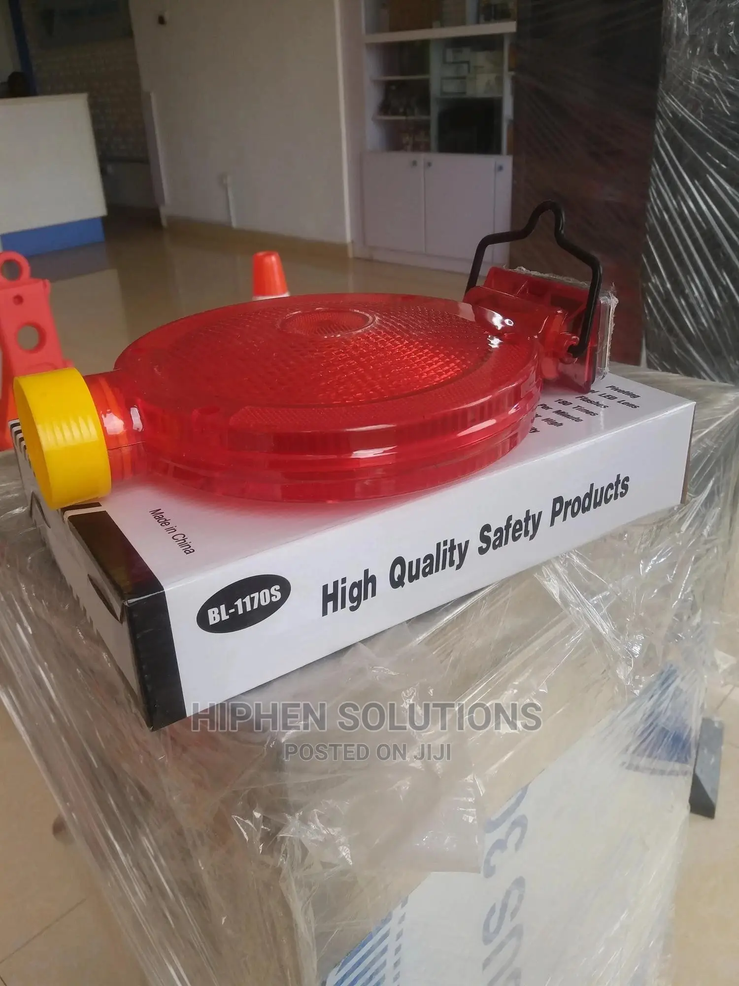 Low Price Solar Traffic Cone Light