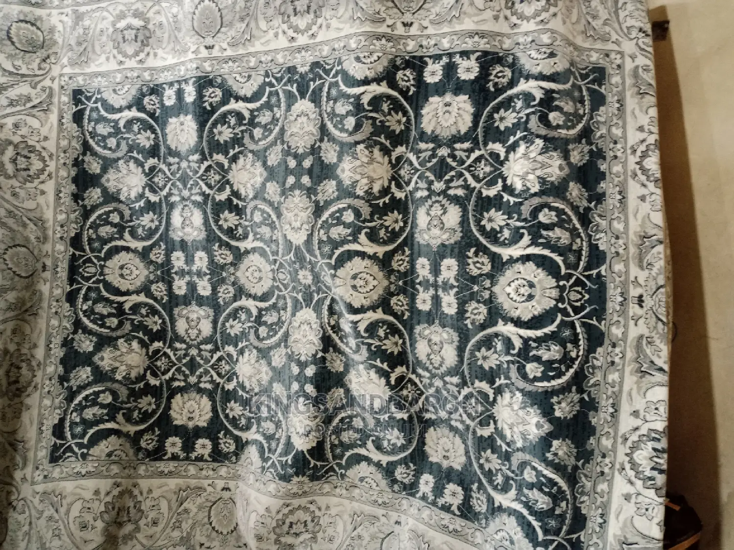 8*11 Arabian Rugs