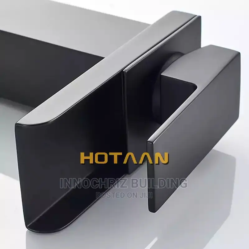 Waterfall Matt Black Tap