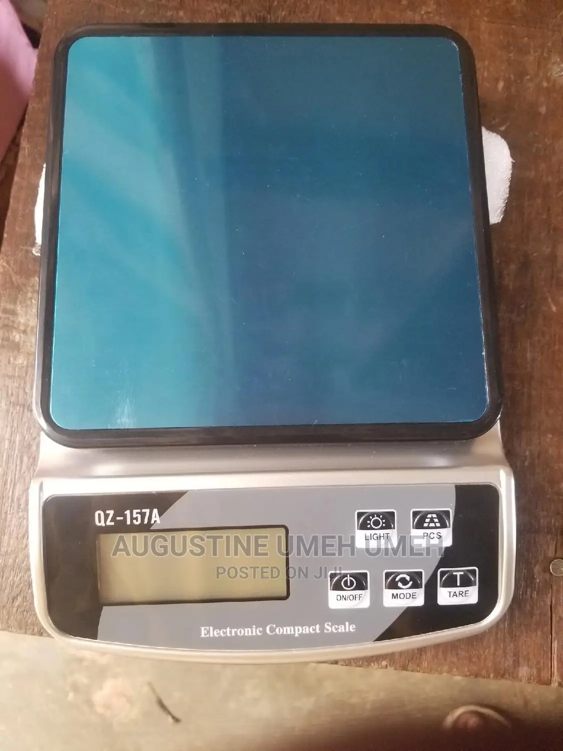 Electronic Compact Scales