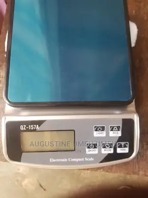 Electronic Compact Scales