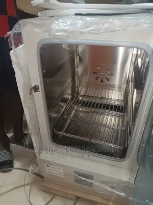 Laboratory Oven 100l