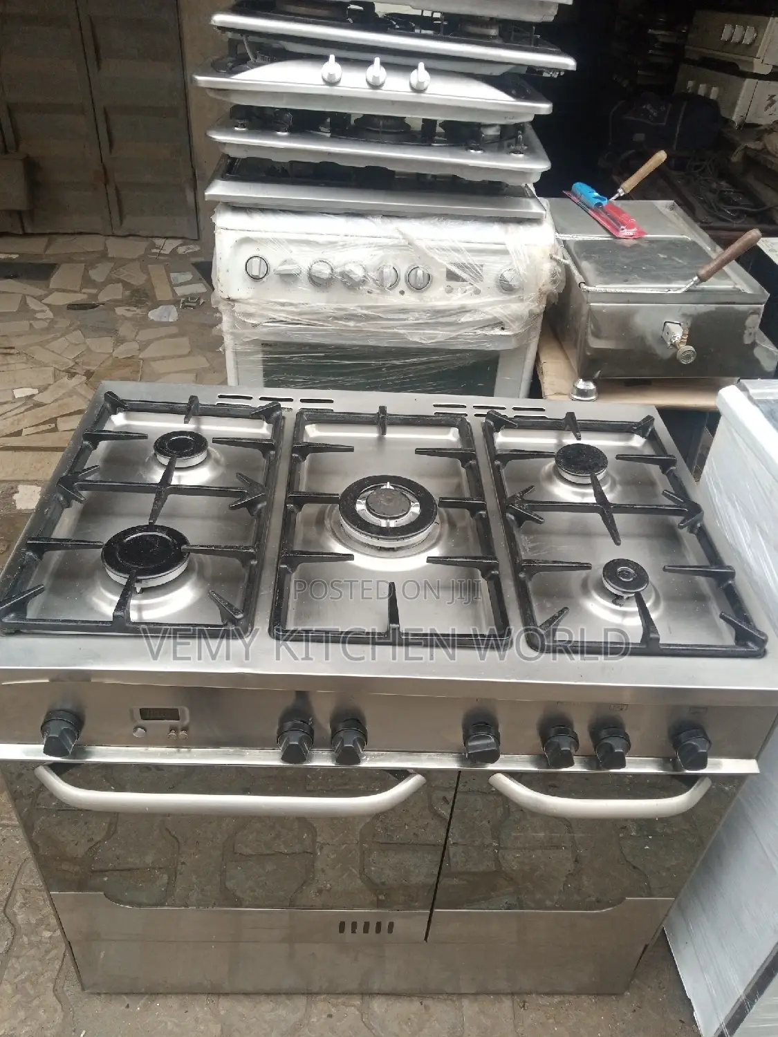 5 Burner Gas Cooker With Oven