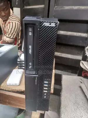 Desktop Computer Asus 8GB Intel Core i5 500GB
