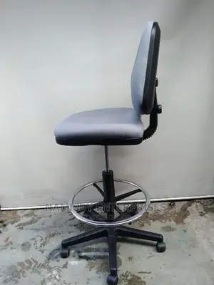 Saloon Chair