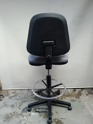 Saloon Chair