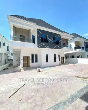 Furnished 4bdrm Duplex in Orchid Roads By for sale