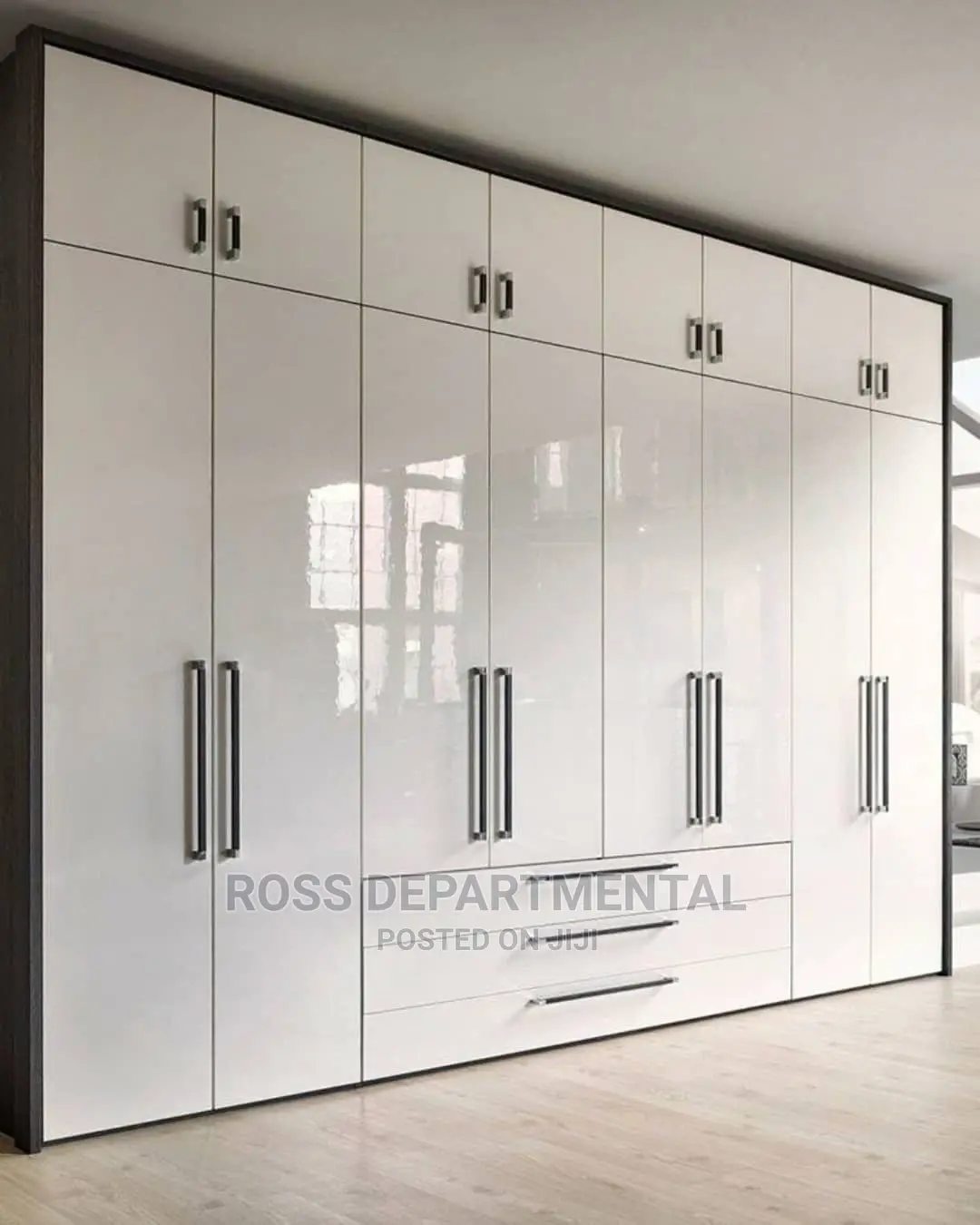 Elegant Highgloss Wardrobe
