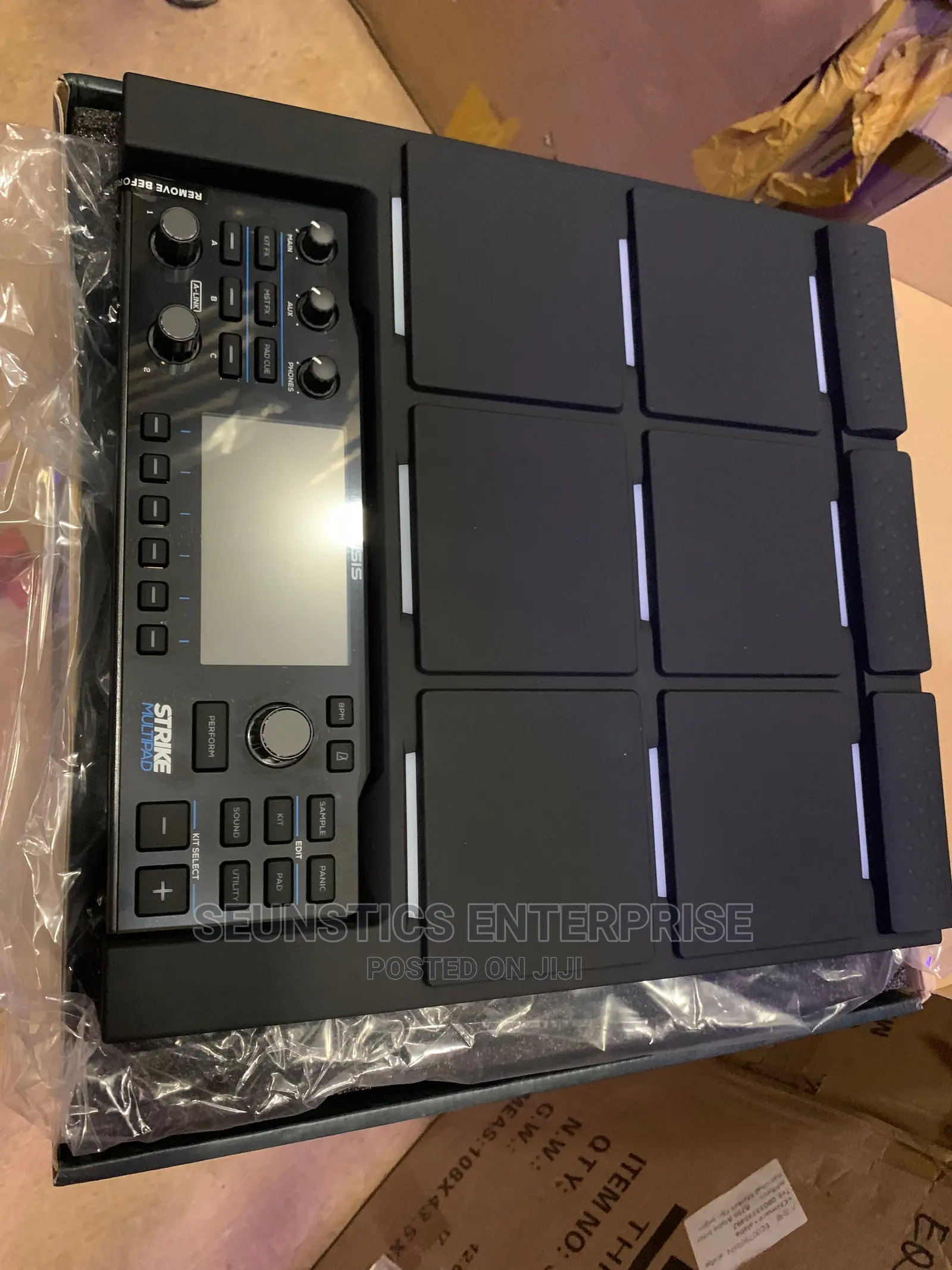 Alesis Strike Multipad Percussion With Sampler and Looper